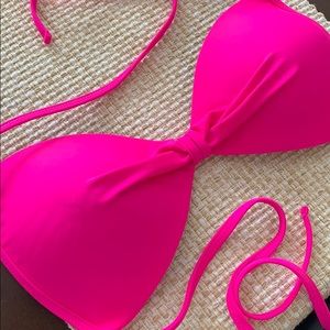 Neon pink bikini top - summer style ready